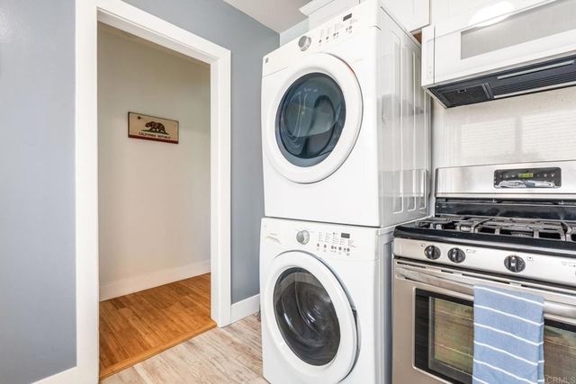 2432 3Rd Street, Santa Monica, CA 90405