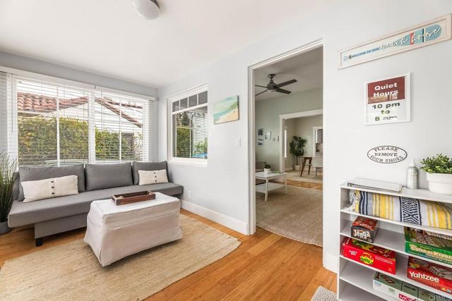 2432 3Rd Street, Santa Monica, CA 90405