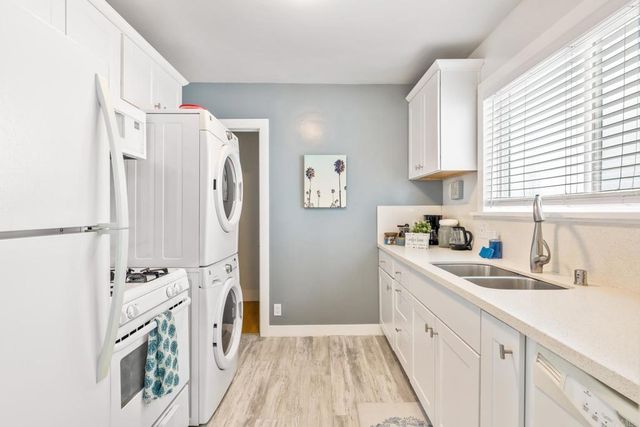 2432 3Rd Street, Santa Monica, CA 90405