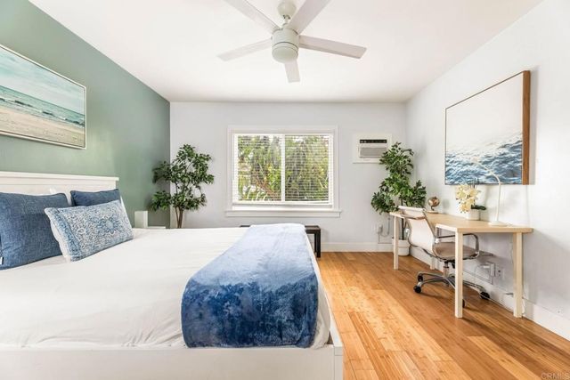 2432 3Rd Street, Santa Monica, CA 90405