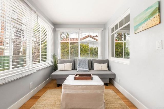 2432 3Rd Street, Santa Monica, CA 90405