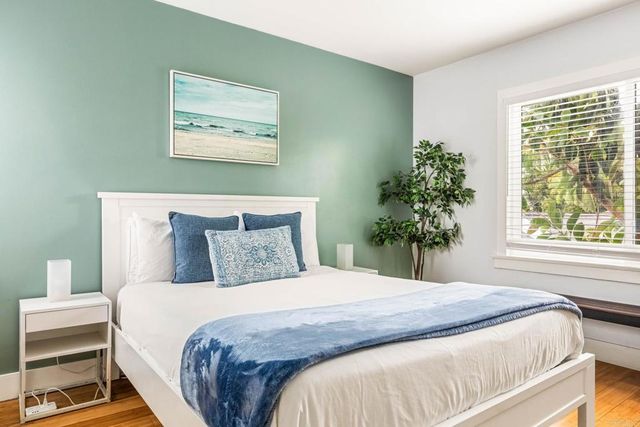 2432 3Rd Street, Santa Monica, CA 90405