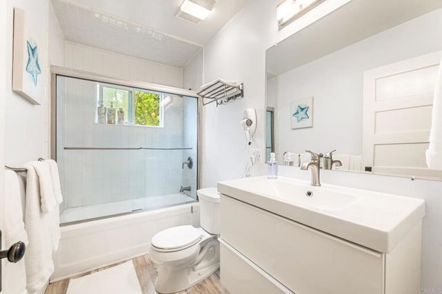 2432 3Rd Street, Santa Monica, CA 90405