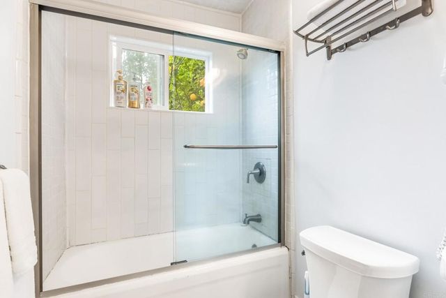 2432 3Rd Street, Santa Monica, CA 90405