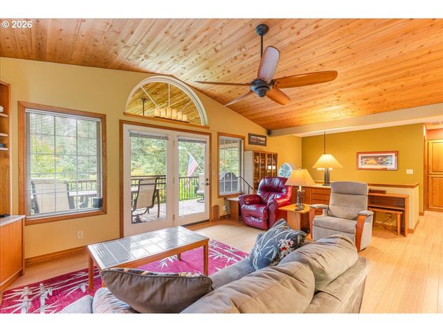 14550 Ne SPRING CREEK Ln, Newberg, OR 97132