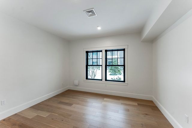 134 Court St 1, Plymouth, MA 02360