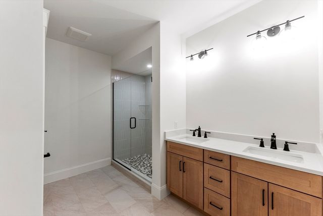 134 Court St 1, Plymouth, MA 02360