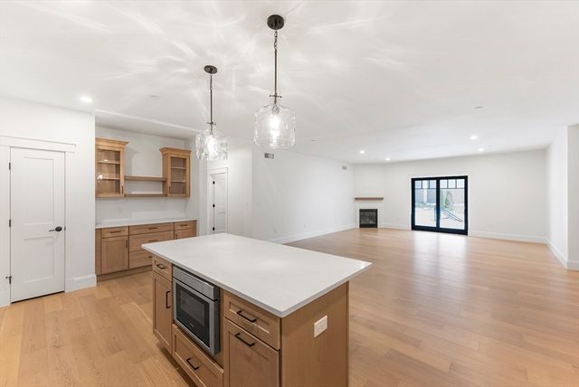 134 Court St 1, Plymouth, MA 02360