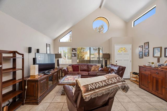 345 N Melrose Dr H, Vista, CA 92083