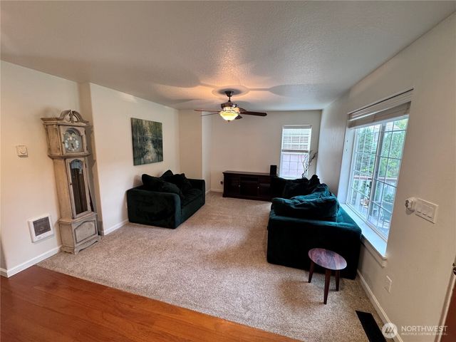 34821 NE Gable Avenue, La Center, WA 98629