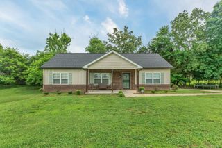 4001 S Windsor Ct, Springfield, TN 37172