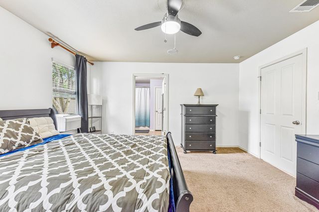 1520 Kothman DR, Hutto, TX 78634