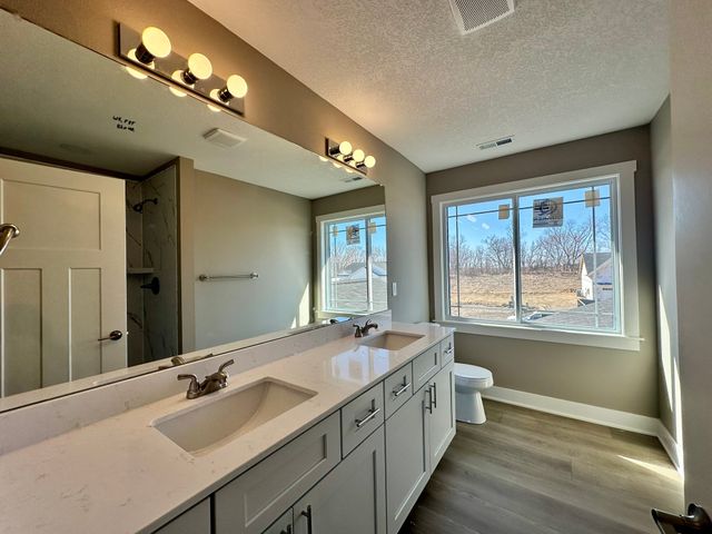 585 NW Georgetown Drive, Waukee, IA 50263