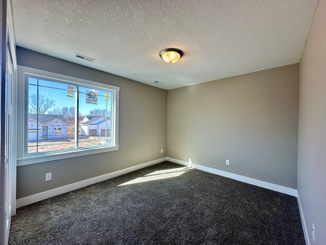 585 NW Georgetown Drive, Waukee, IA 50263