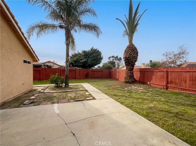 25311 Chicago Avenue, Hemet, CA 92544
