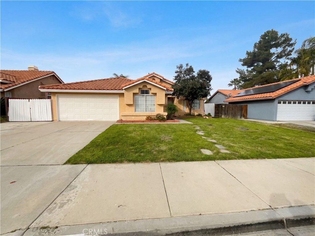 25311 Chicago Avenue, Hemet, CA 92544