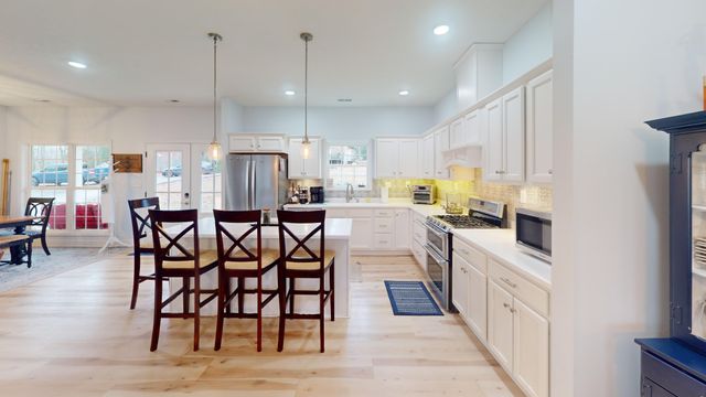 150 Beaverdam Cabin Rd, Camden, TN 38320