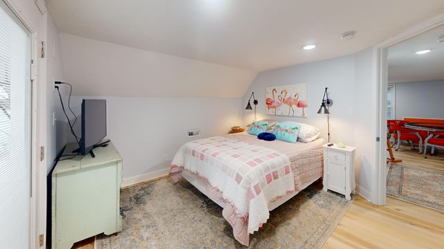 150 Beaverdam Cabin Rd, Camden, TN 38320