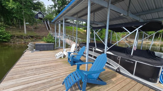 150 Beaverdam Cabin Rd, Camden, TN 38320