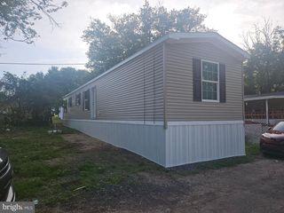 300 RIDGE RD #42, Etters, PA 17319