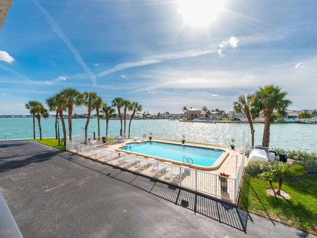 240 SAND KEY ESTATES DRIVE 216, Clearwater Beach, FL 33767