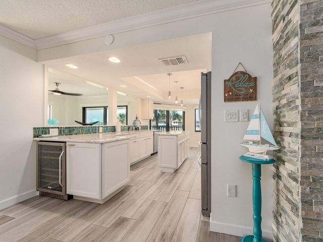 240 SAND KEY ESTATES DRIVE 216, Clearwater Beach, FL 33767