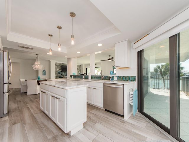240 SAND KEY ESTATES DRIVE 216, Clearwater Beach, FL 33767