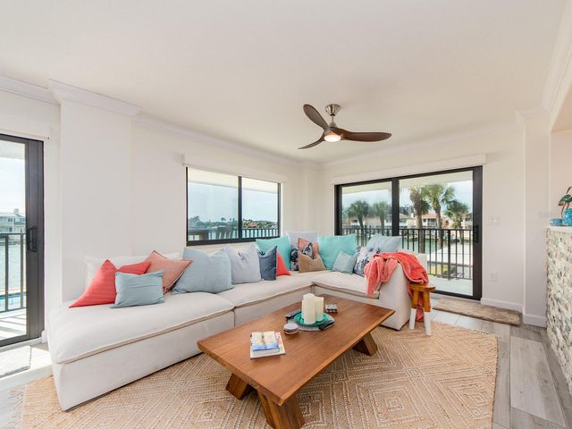 240 SAND KEY ESTATES DRIVE 216, Clearwater Beach, FL 33767