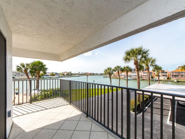 240 SAND KEY ESTATES DRIVE 216, Clearwater Beach, FL 33767