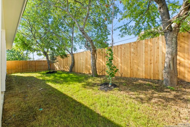 6862 Comanche Cougar, San Antonio, TX 78233