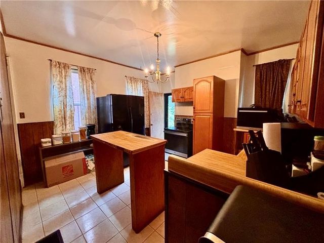 415 Jacksonia St, Central North Side, PA 15212