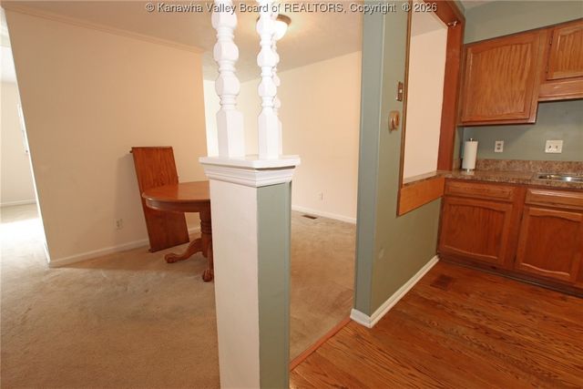 1302 Hunters Ridge Road, Charleston, WV 25314