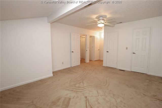 1302 Hunters Ridge Road, Charleston, WV 25314