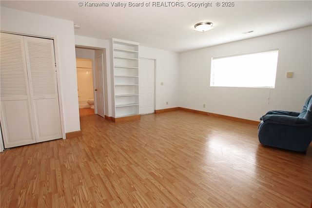 1302 Hunters Ridge Road, Charleston, WV 25314