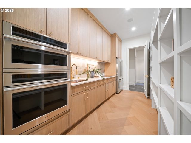 1409 Nw 158TH St, Vancouver, WA 98685