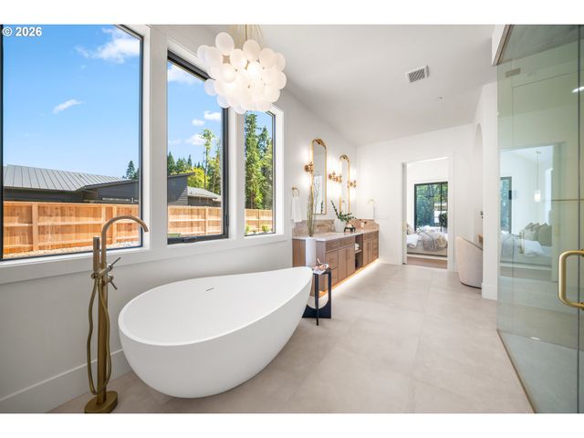 1409 Nw 158TH St, Vancouver, WA 98685