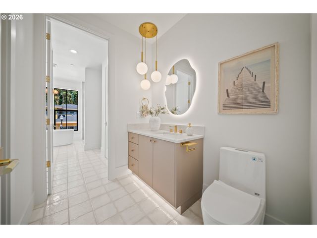 1409 Nw 158TH St, Vancouver, WA 98685