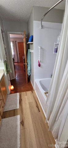 140 Elijah Hall Road, Black Mountain, NC 28711