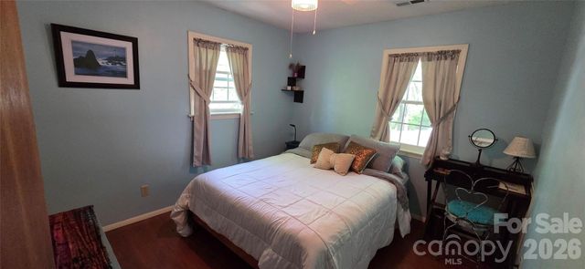 140 Elijah Hall Road, Black Mountain, NC 28711