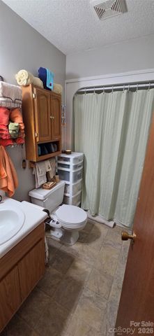 140 Elijah Hall Road, Black Mountain, NC 28711