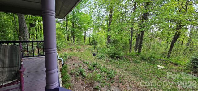 140 Elijah Hall Road, Black Mountain, NC 28711