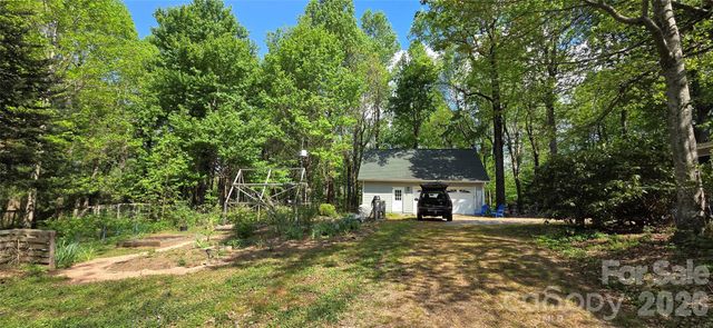 140 Elijah Hall Road, Black Mountain, NC 28711