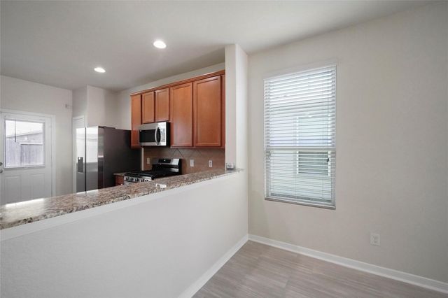 2719 Skyview Long Drive, Houston, TX 77047