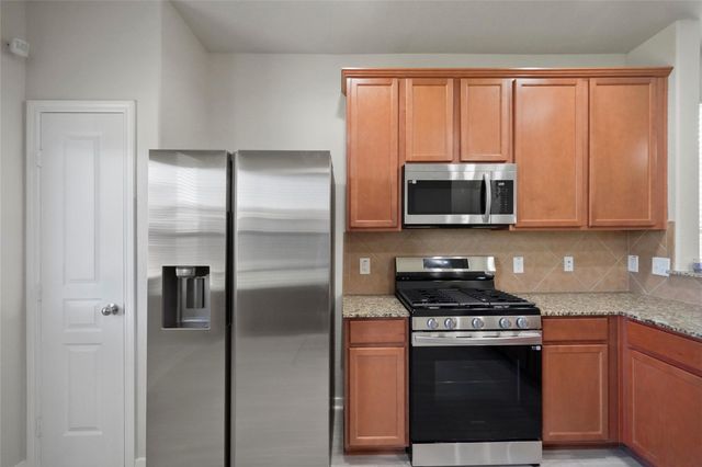 2719 Skyview Long Drive, Houston, TX 77047