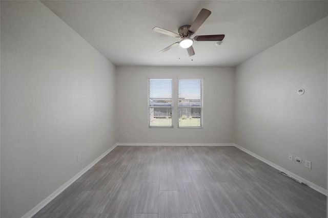 2719 Skyview Long Drive, Houston, TX 77047