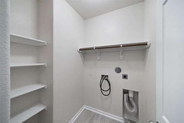 2719 Skyview Long Drive, Houston, TX 77047