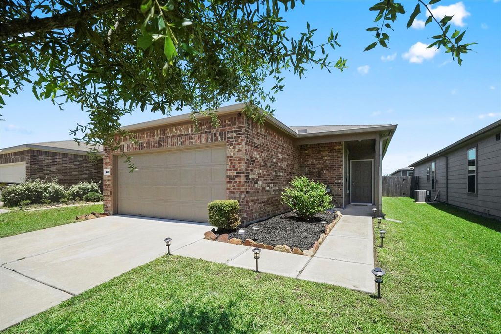 2719 Skyview Long Drive, Houston, TX 77047
