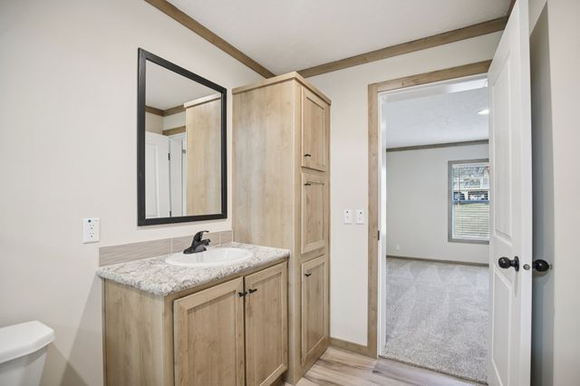 1575 Wixtown Rd, Westmoreland, TN 37186