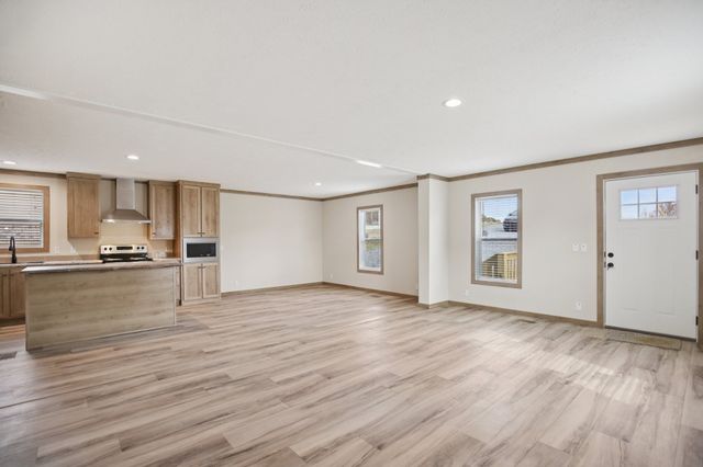 1575 Wixtown Rd, Westmoreland, TN 37186