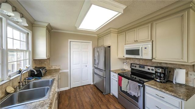 15 Parr Wade Road, Cartersville, GA 30120